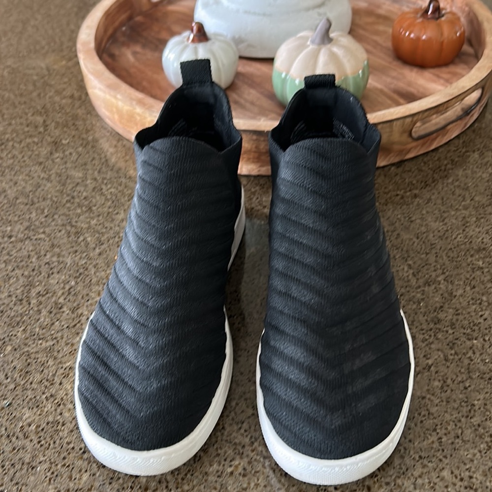 Women’s Sonoma Black Slip On 6.5 fashion Shoes - Picture 2 of 6